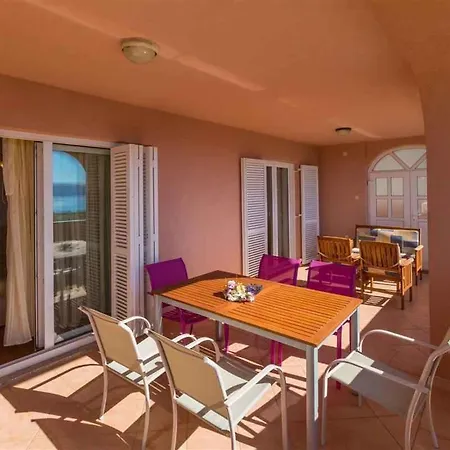 In 39369 Apartment