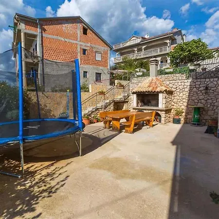In 39369 Apartment Novi Vinodolski