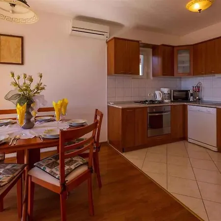 Apartment In 39369