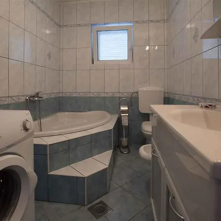 Apartment In 39369 Novi Vinodolski