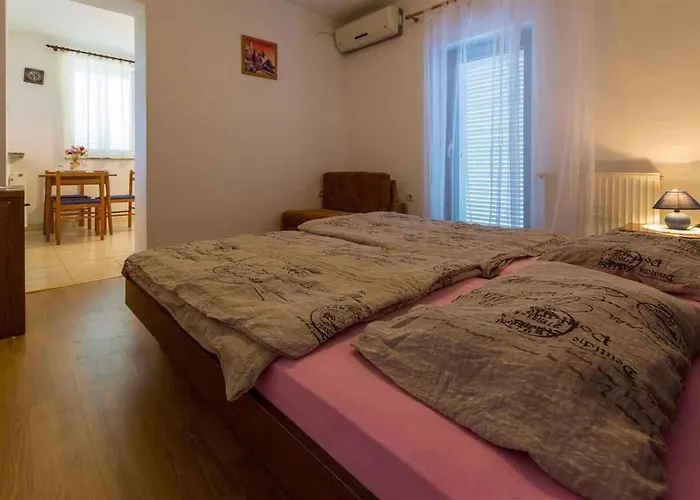 In 39369 Apartment *