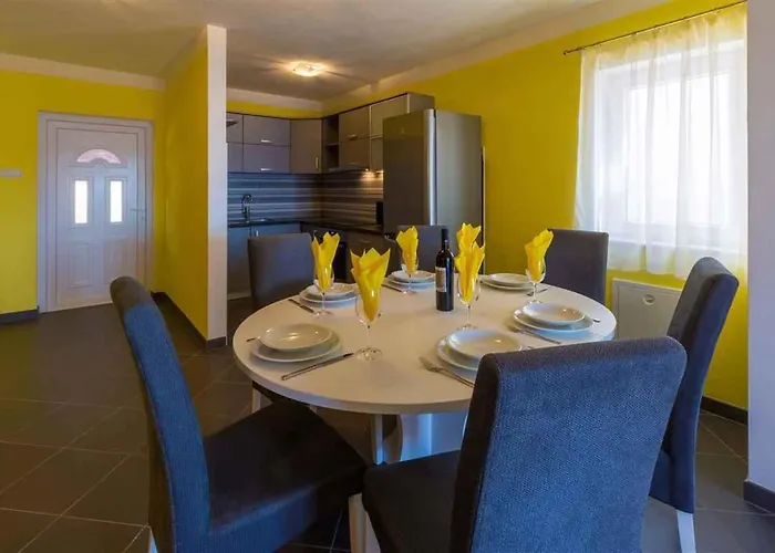 Apartment In 39369